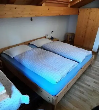 Ferienwohnung Mansarde Girlan Exterior foto
